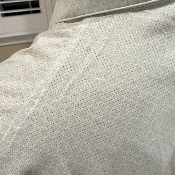 Lululemon Airing Easy Short Sleeve shirt, Large, NWT - Picture 6 of 8